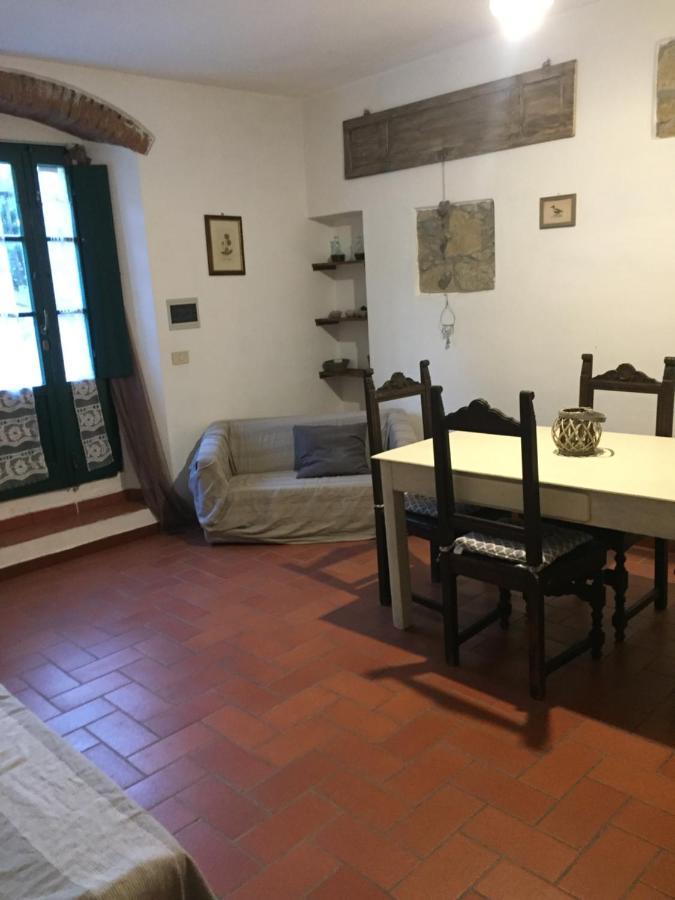 Agriturismo Le Colline Montescudaio Buitenkant foto